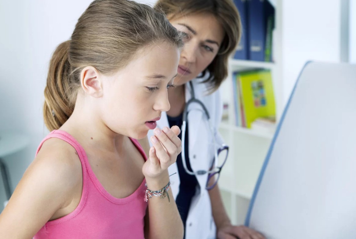 Как вылечить кашель у ребенка аллергика thumbnail