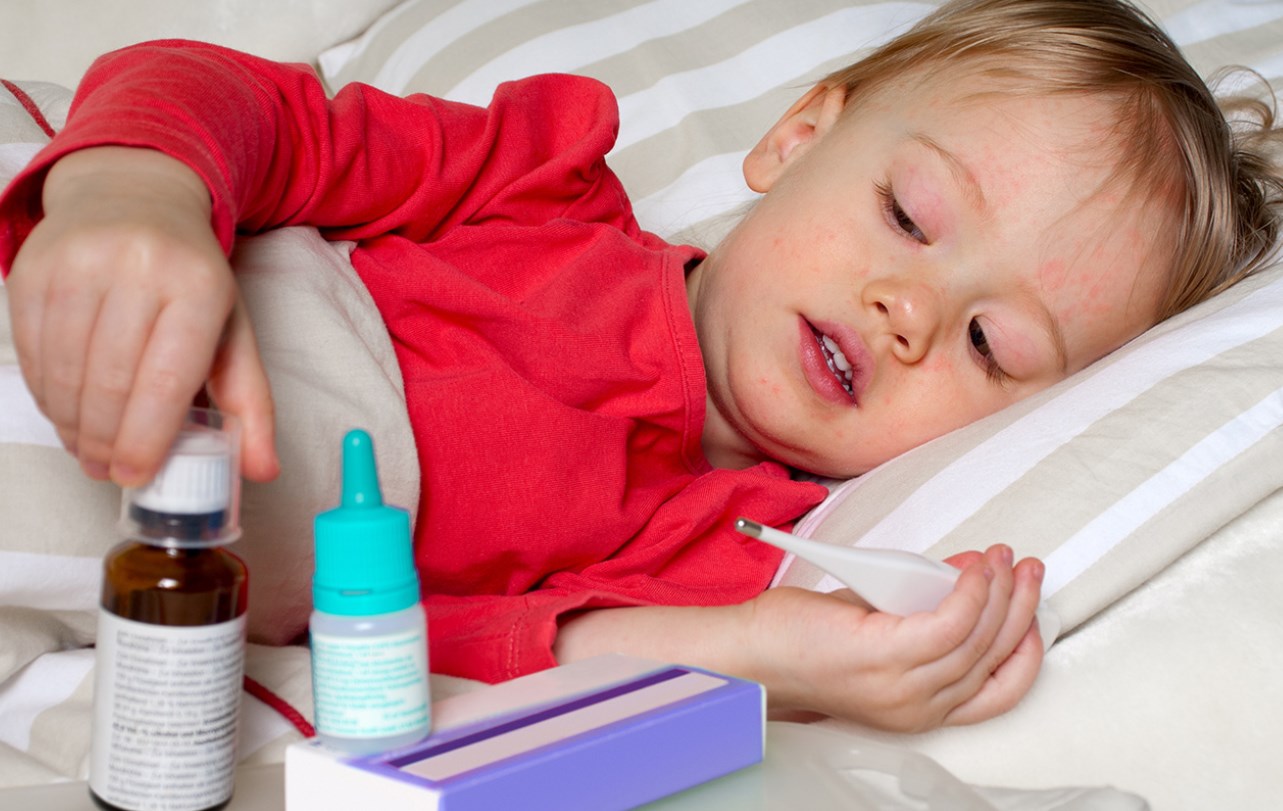 Сиплый кашель без температуры у ребенка как лечить thumbnail